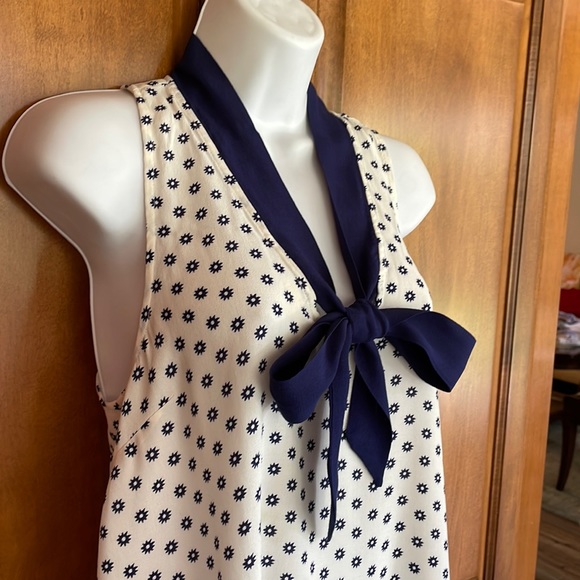 MAEVE by ANTHROPOLOGIE Sleeveless Bow Blouse Excellent Condition - Picture 6 of 14